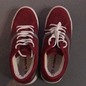 Vans (maroon/red)